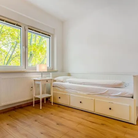 Modern, Grosszugig, Nahe Rhein & Waldpark *