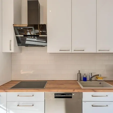Apartment Modern, Grosszugig, Nahe Rhein & Waldpark Mannheim