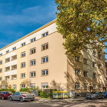Apartment Modern, Grosszugig, Nahe Rhein & Waldpark Mannheim